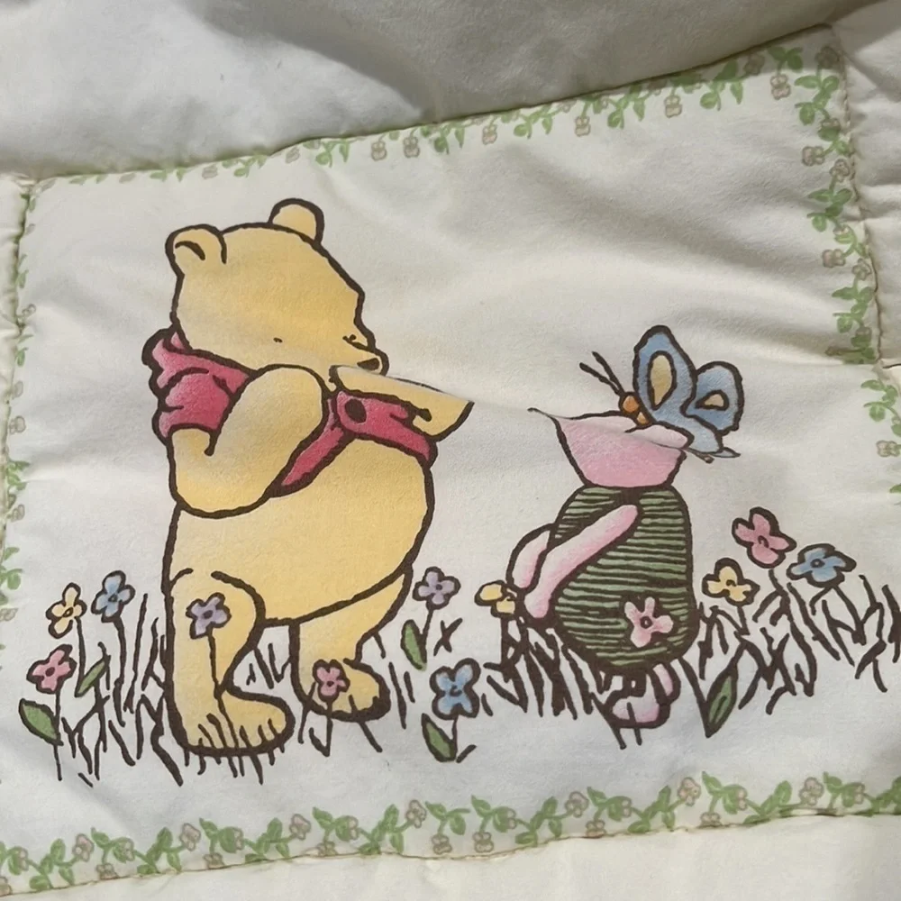 WINNIE THE POOH CLASSIC VINTAGE CRIB BLANKET, IVORY COLOR 40”X 30”